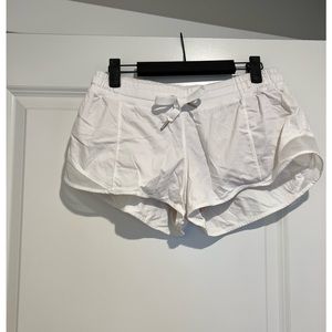Lululemon Hotty Hot Short in White (With Front Tie)